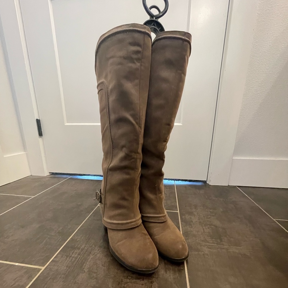 EUC Fergalicious by Fergie High Heel Tall Boot size 9